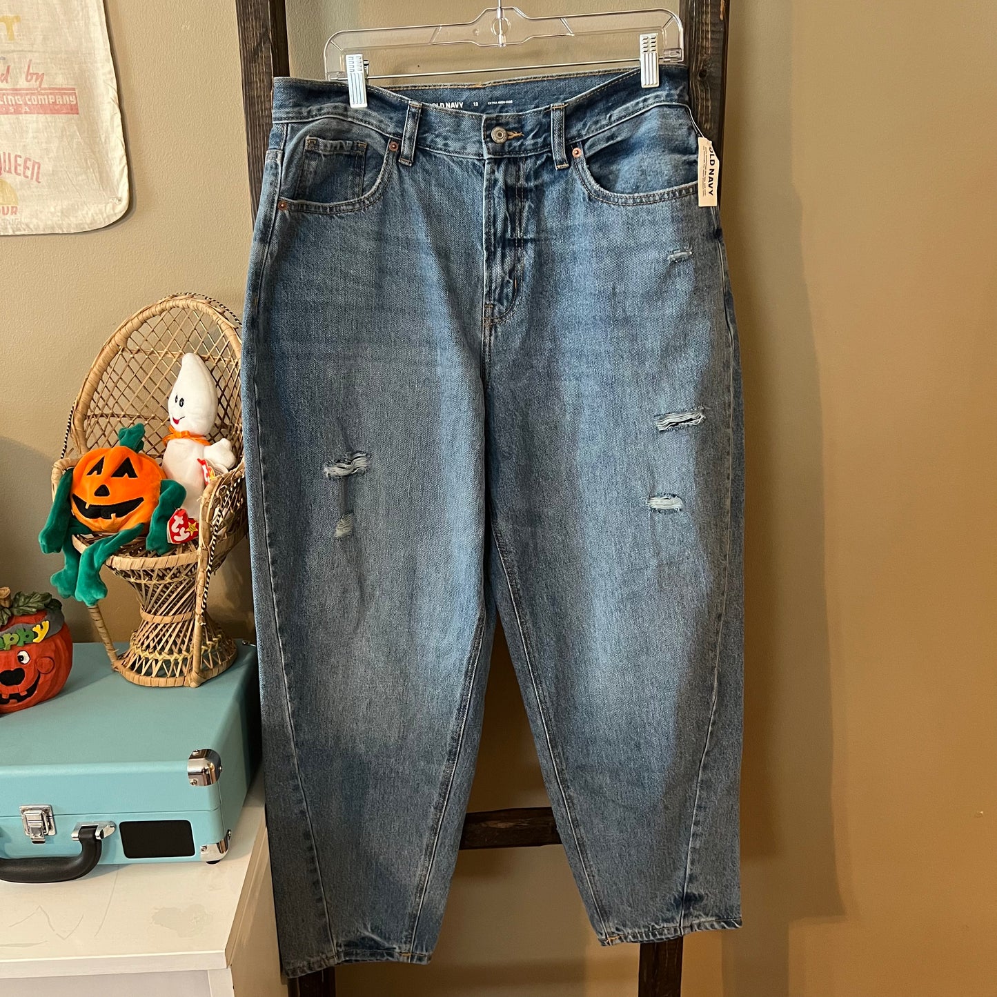 Size 12 Old Navy Extra High Rise Wide Leg Jeans