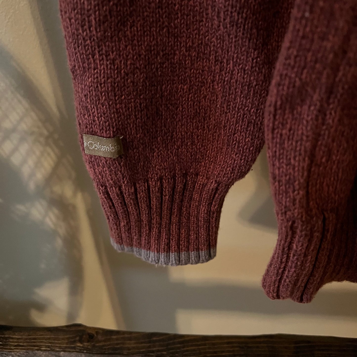 Size Men's Large Columbia Sweater