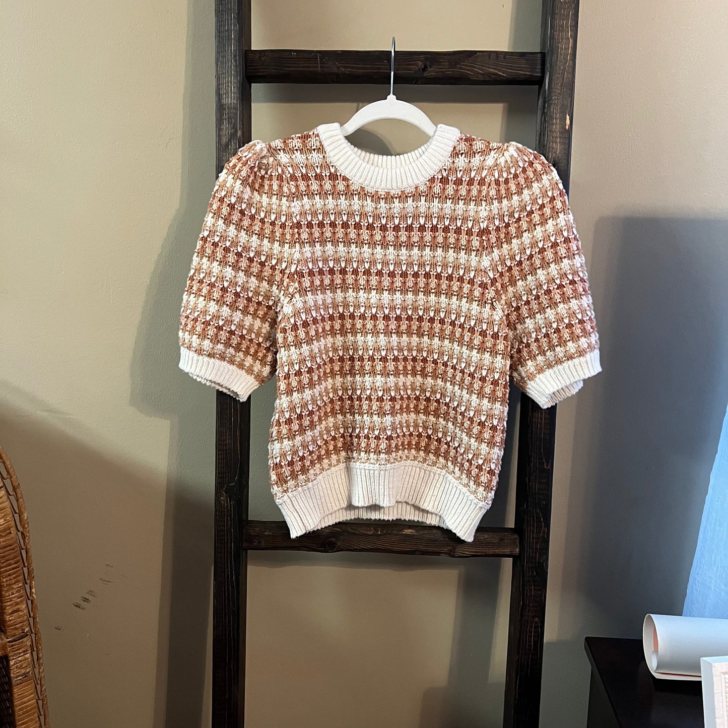 Universal Thread Short Sleeve Sweater Top