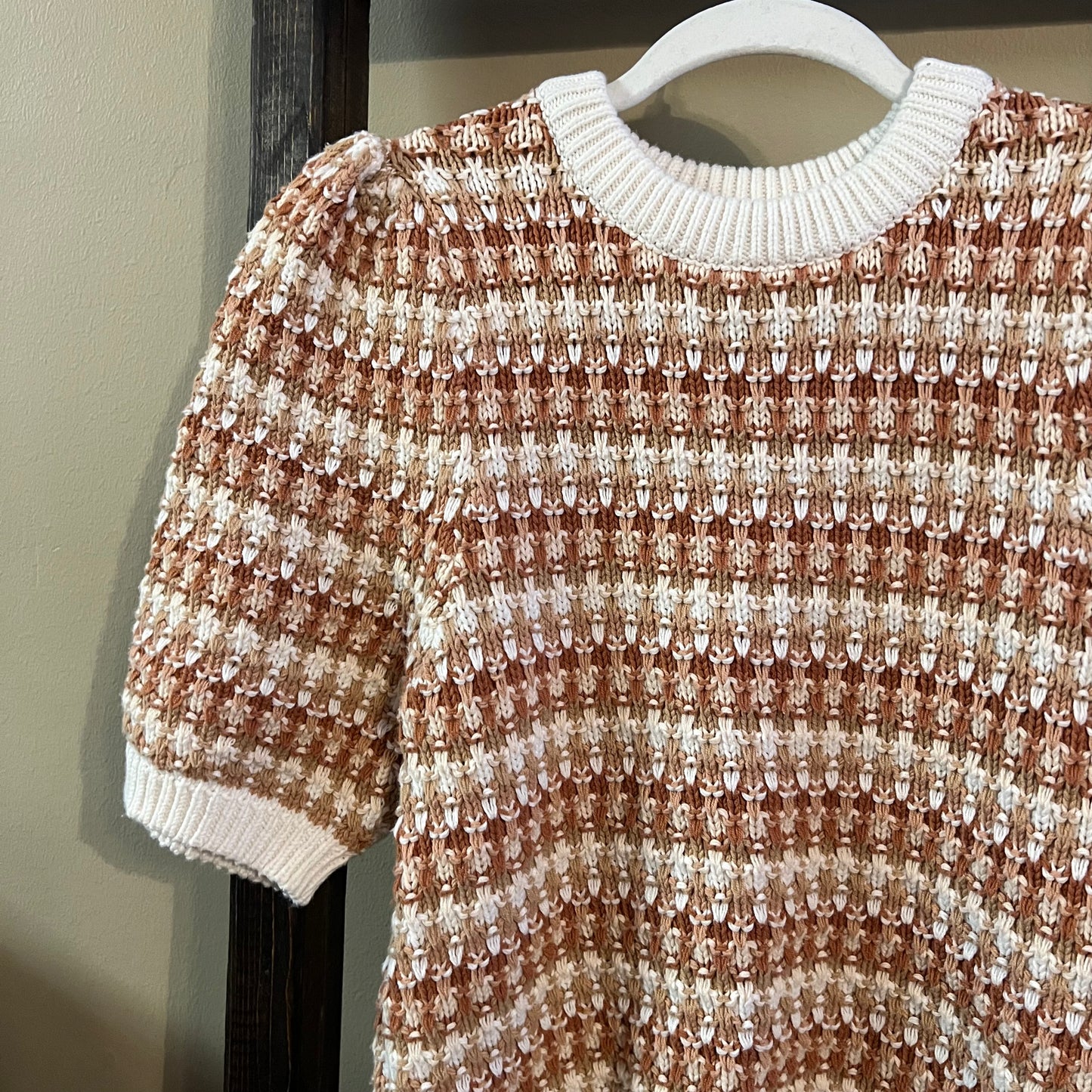 Universal Thread Short Sleeve Sweater Top