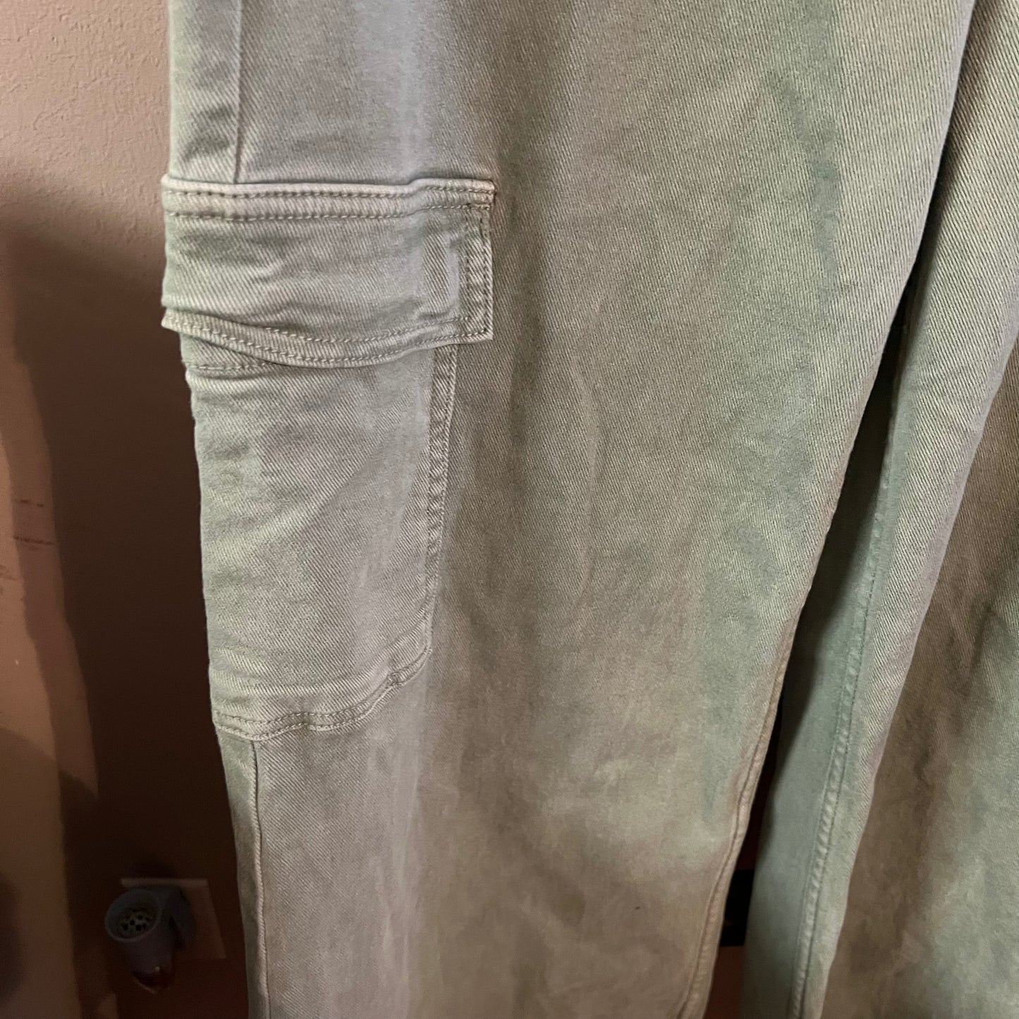Size 13/31 Risen Wide Leg Jeans Utility Pants