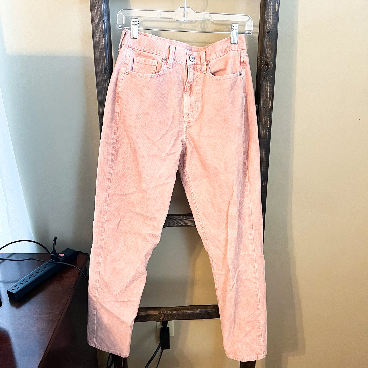 Size 2 American Eagle Pink Corduroy Mom Jeans