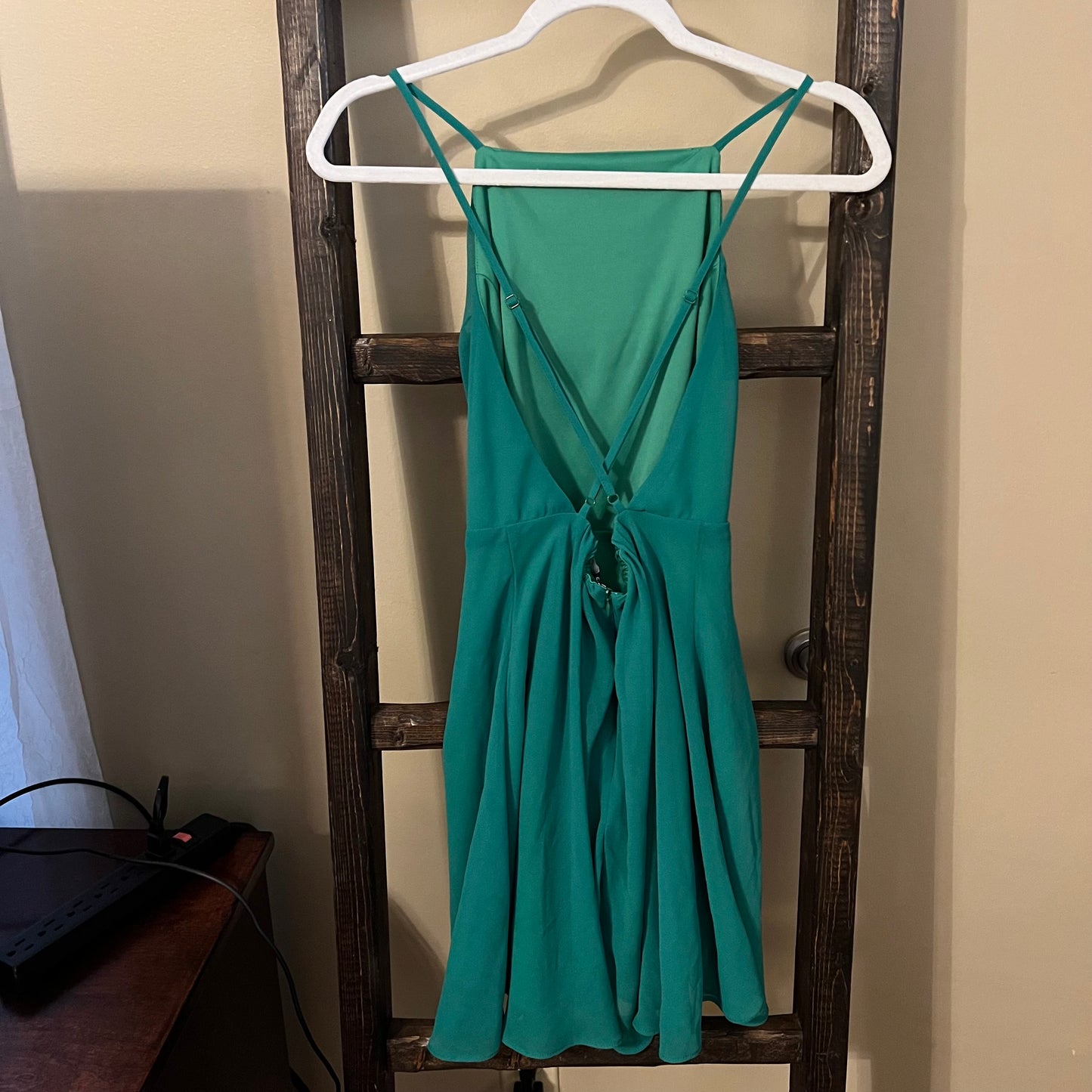 Size Medium Lulu's Kelly Mythical Green Mini Dress