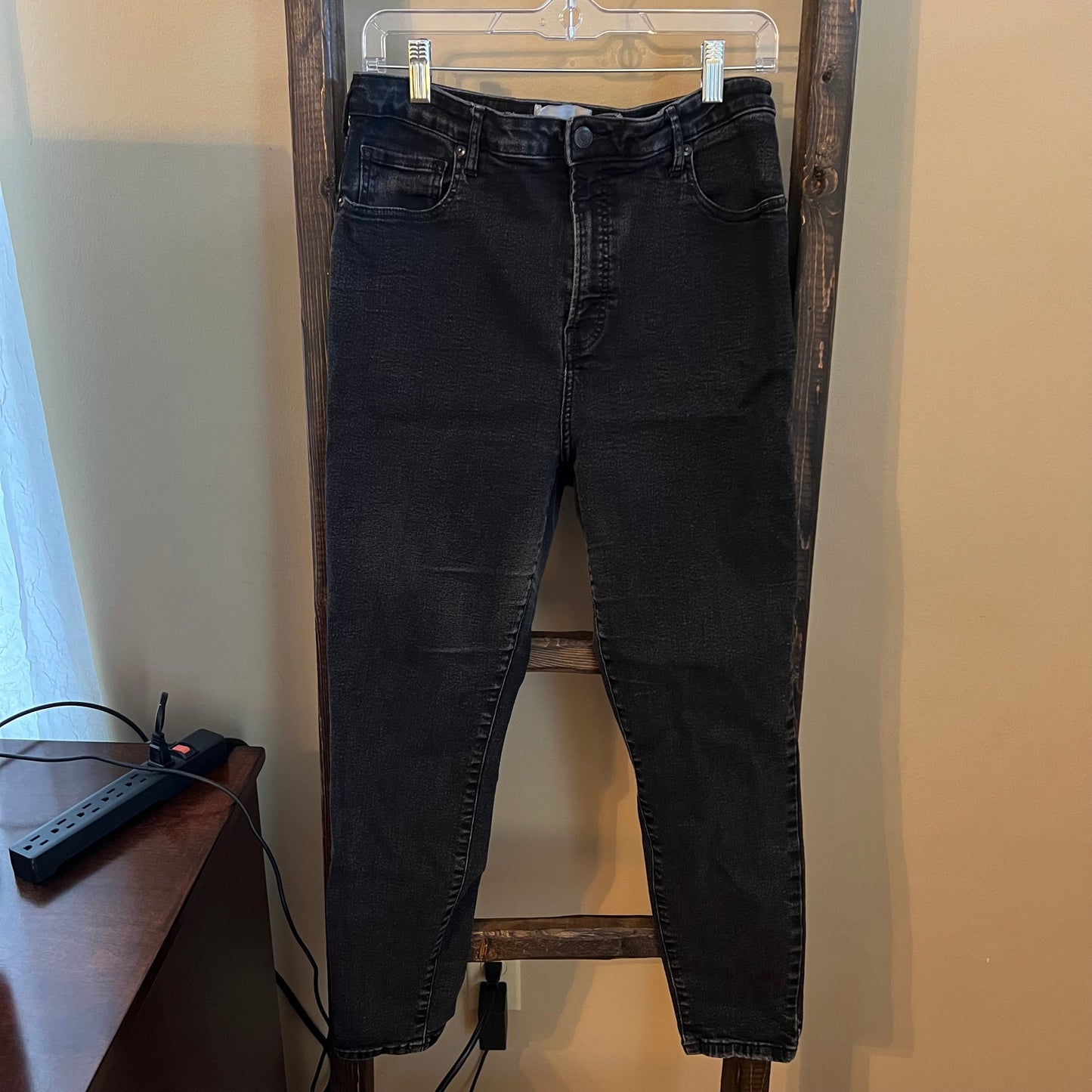 Size 33 Everlane Curvy High Rise Skinny Jeans