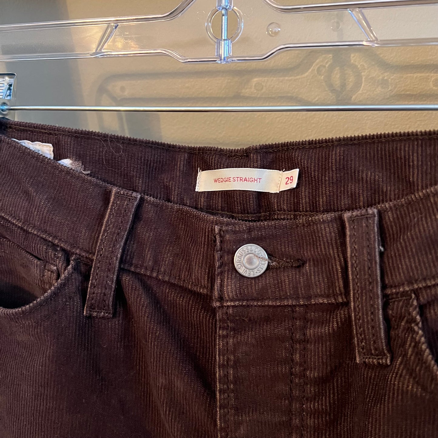 Size 29 Levi’s Brown Corduroy Wedgie Straight Jeans