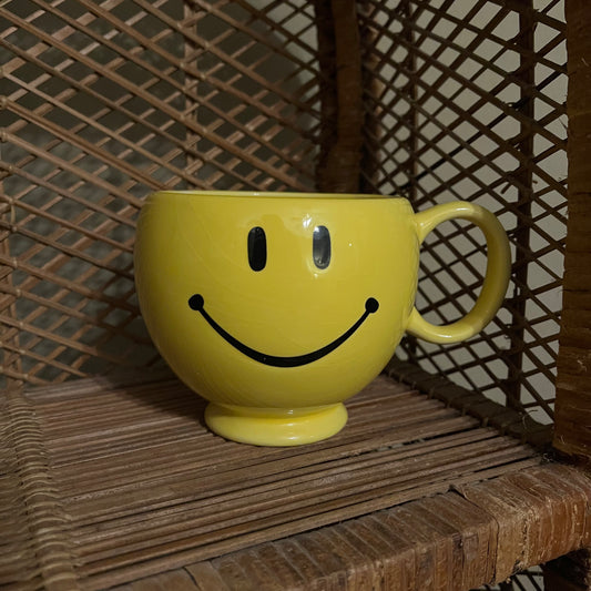 Vintage Teleflora Smiley Face Mug