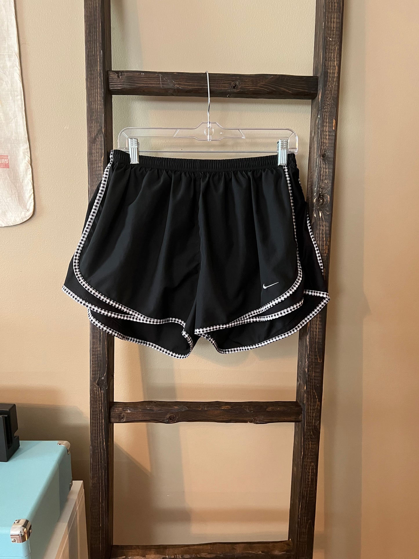 Size XL Nike Gingham Shorts