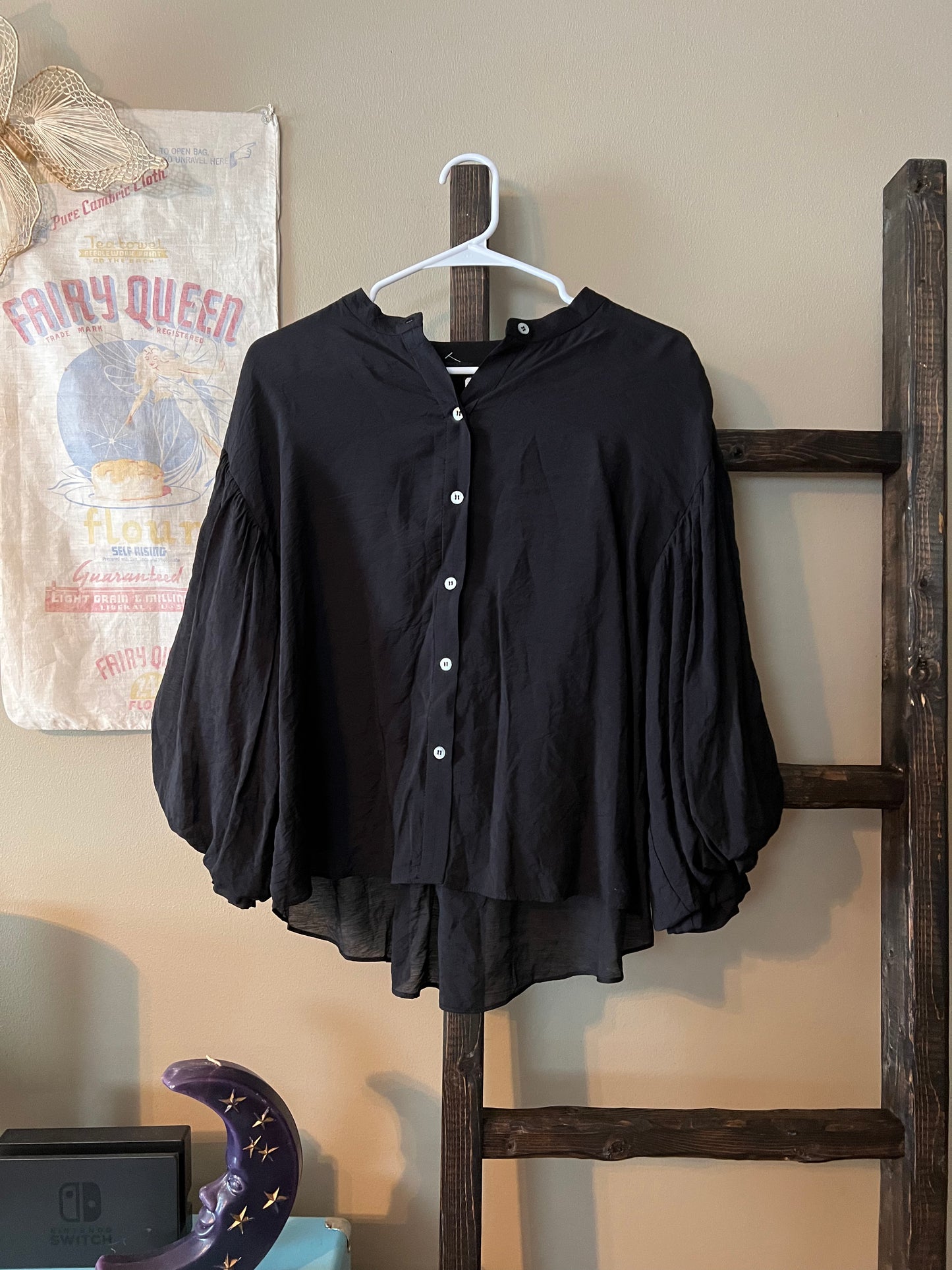 FATE Black Puff Sleeve Blouse