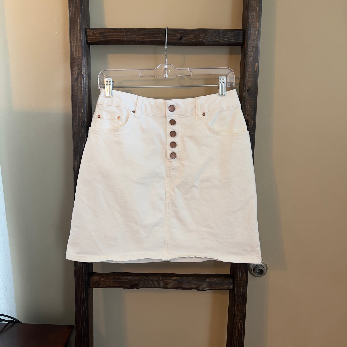 Size 6 Petite Boden White Denim Skirt