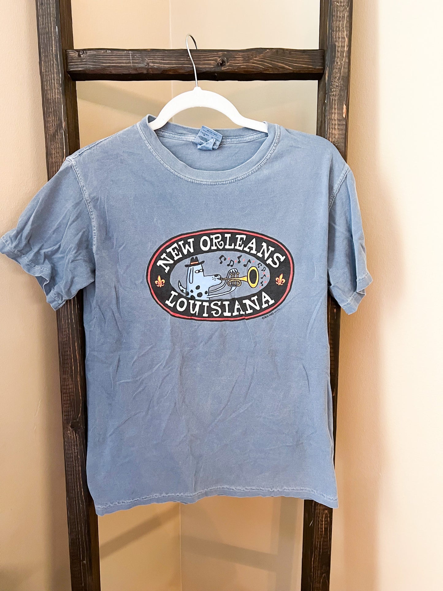 Size Medium New Orleans Tee