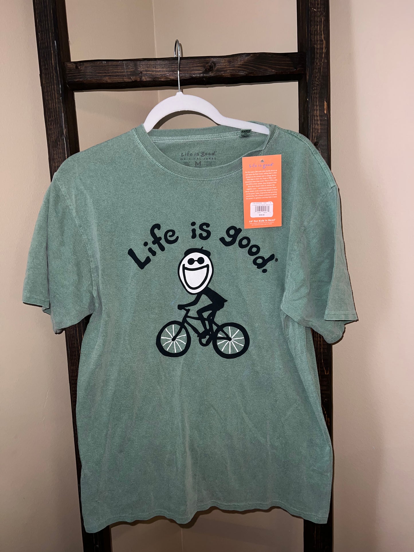 Size Medium Life Is Good Tee