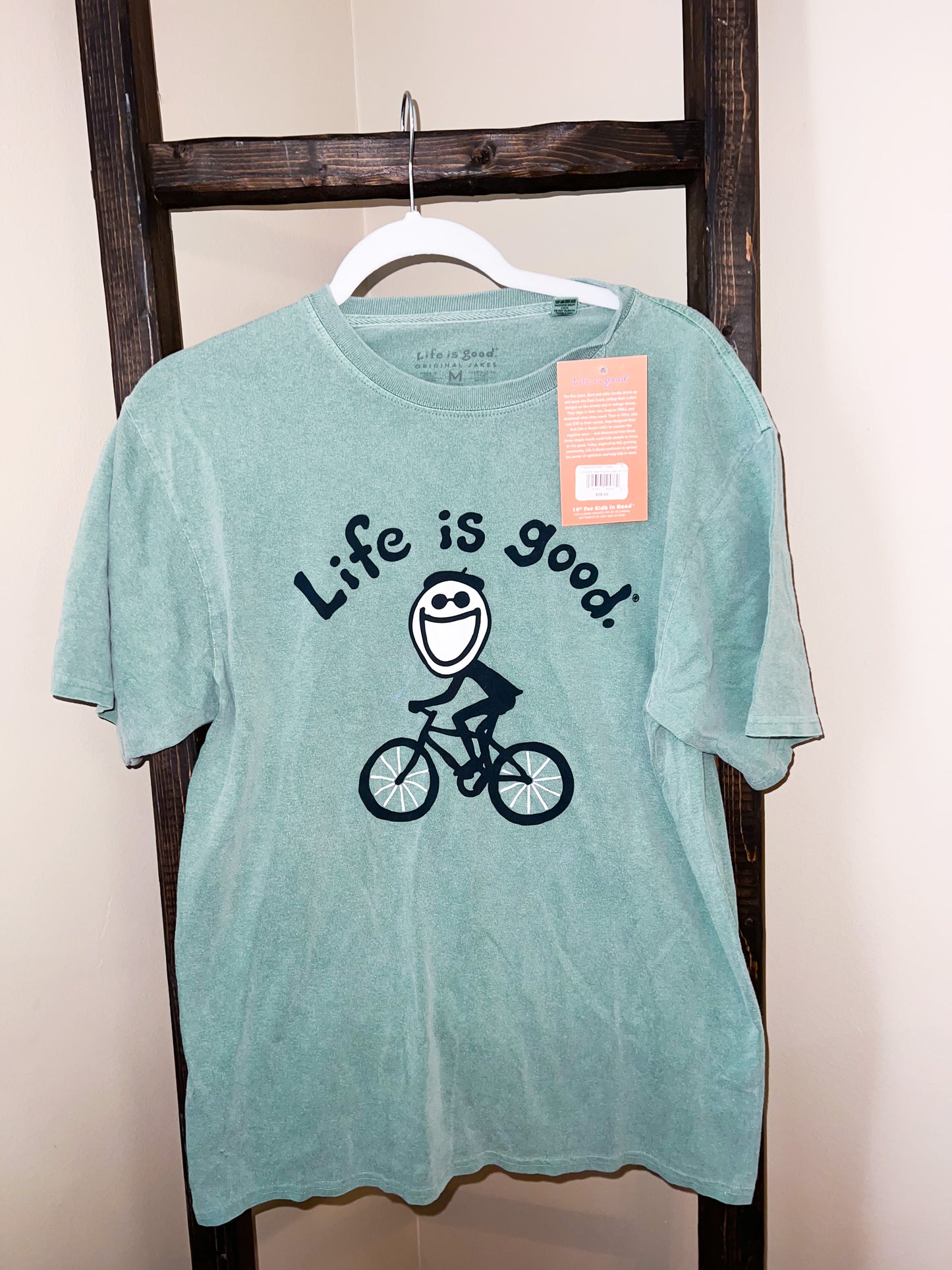 Size Medium Life Is Good Tee