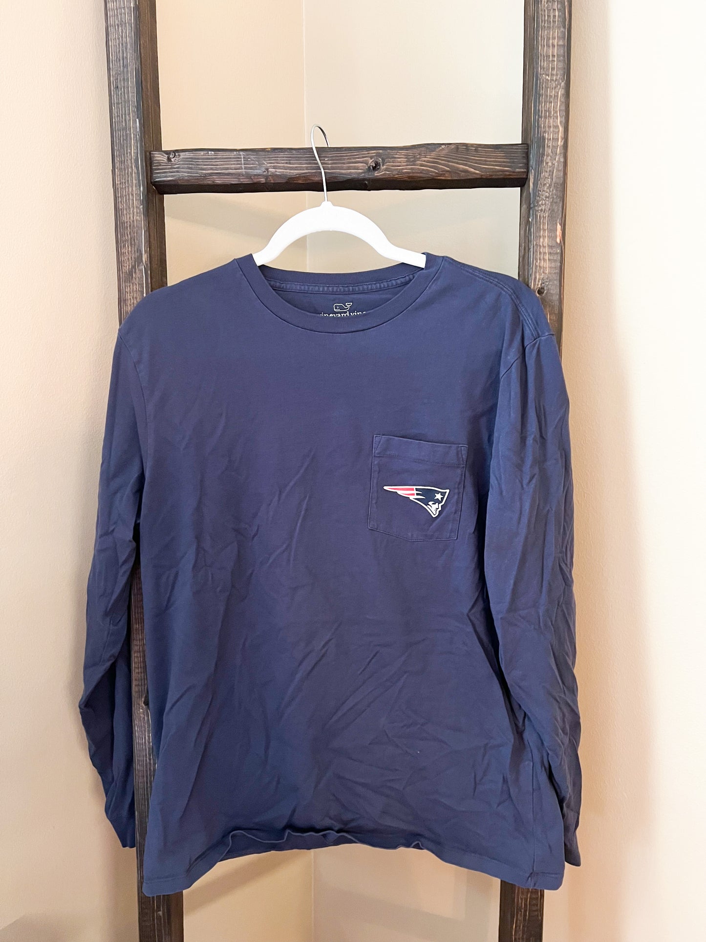 Size Medium Vineyard Vines Patriots Long Sleeve Tee